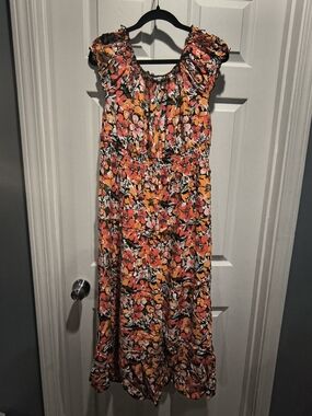 Kindred Floral Maxi Dress in Orange & Yellow, Tads Of Black & Army Green, White